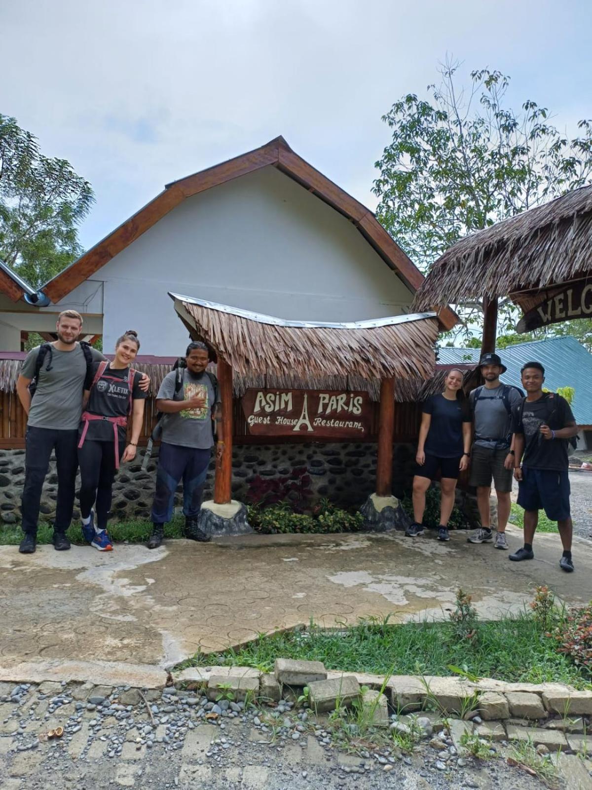 Asim Paris & Jungle Trekking 3*