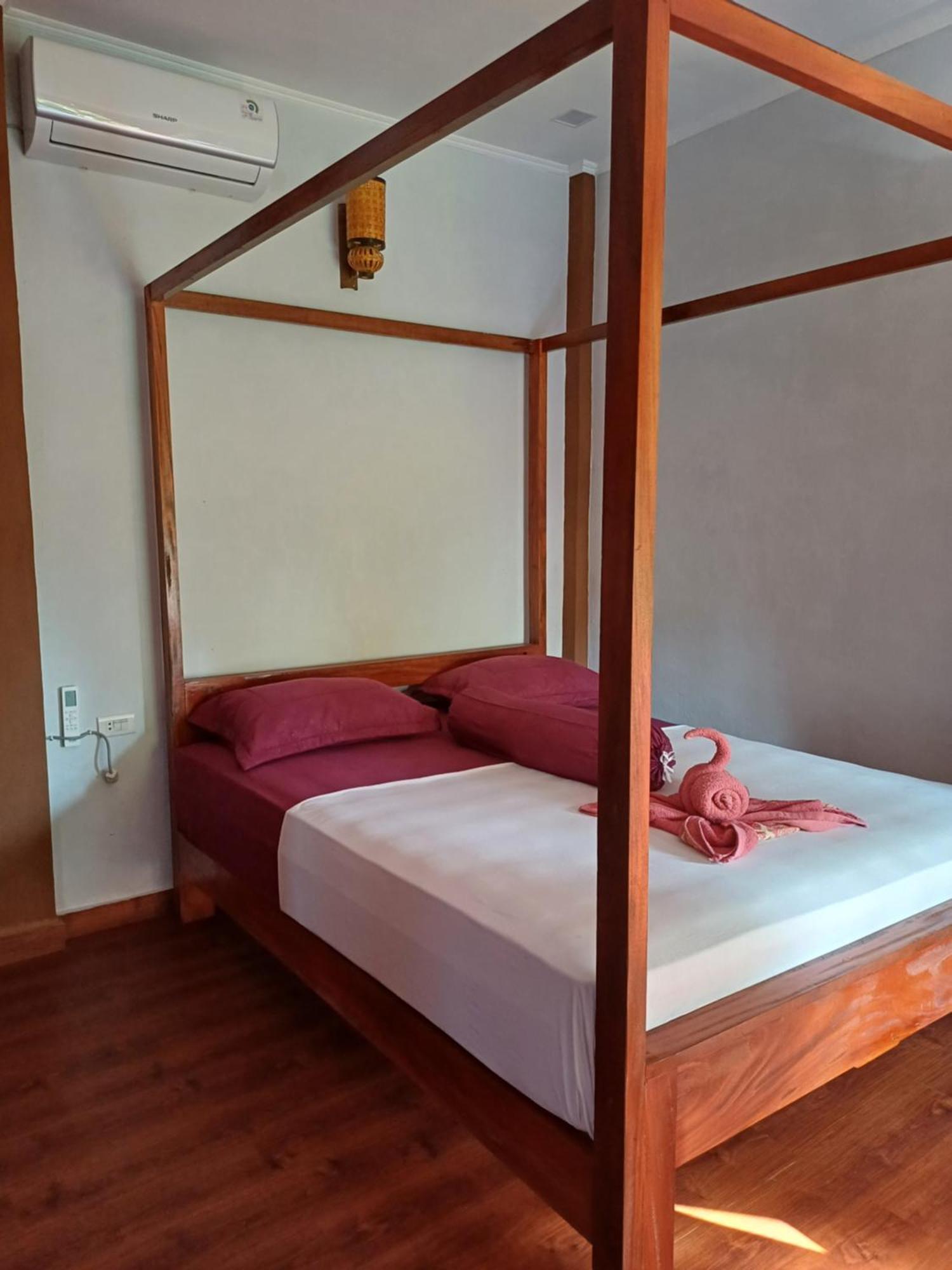 Hotel Asim Paris & Jungle Trekking 3*